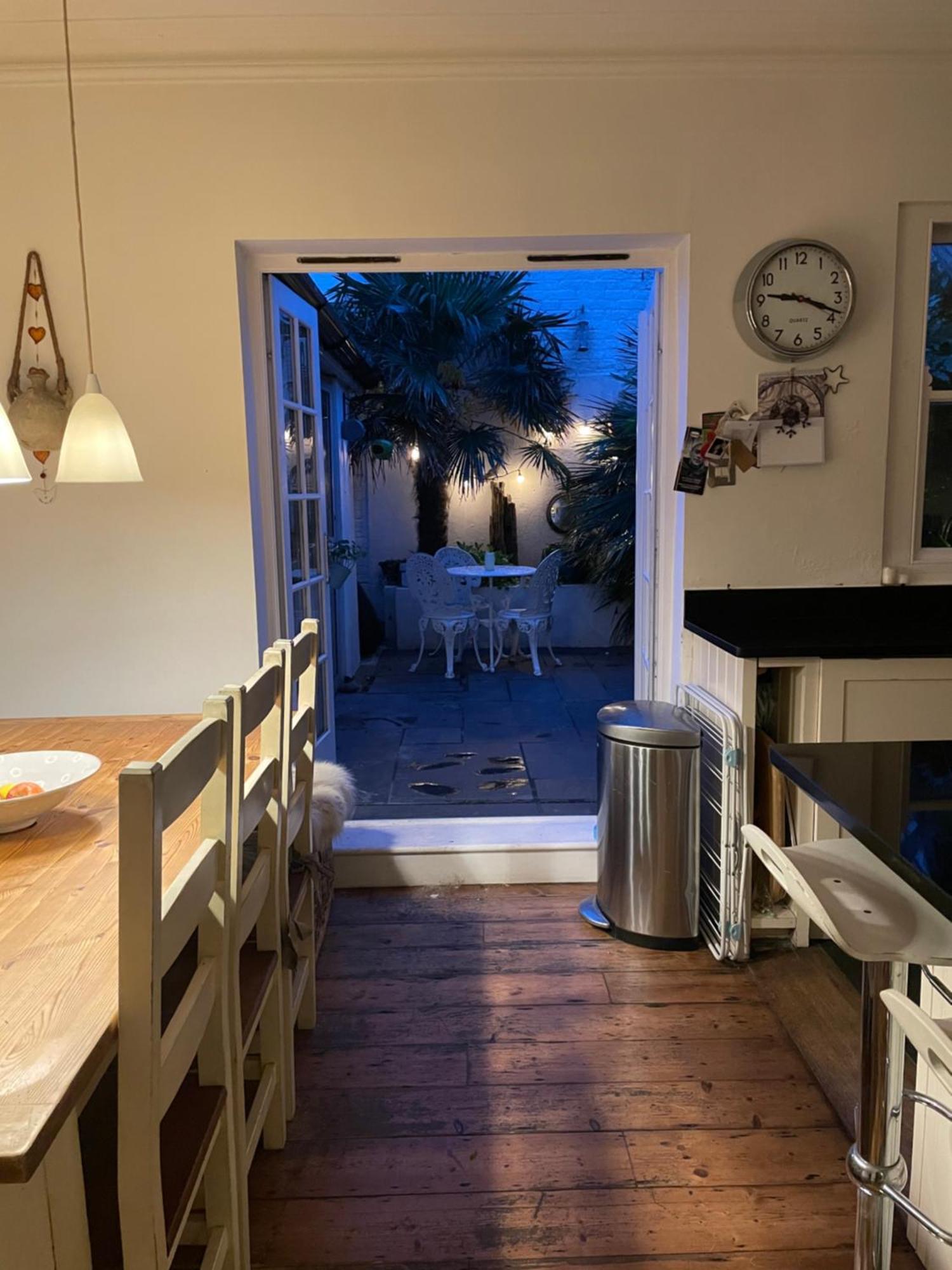 3 Bed Home Sleeps 6 Free Parking برايتون المظهر الخارجي الصورة